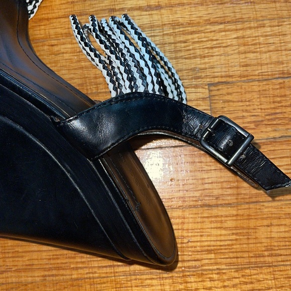 BCBGeneration Black & White Wedges - Picture 10 of 12